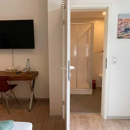 בית הארחה Gaestehaus Ambiente Am Kurpark באד סודן-אלנדורף