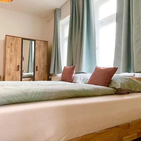 Gaestehaus Ambiente Am Kurpark בית הארחה